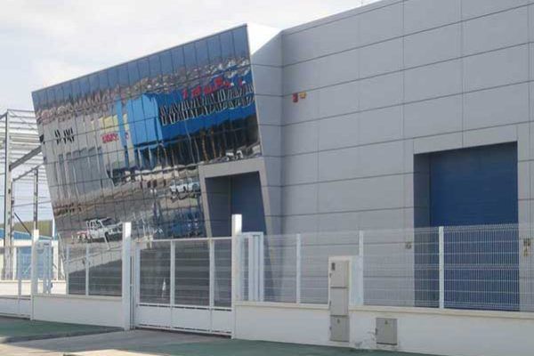 Construcción de edificios de oficinas Naveko