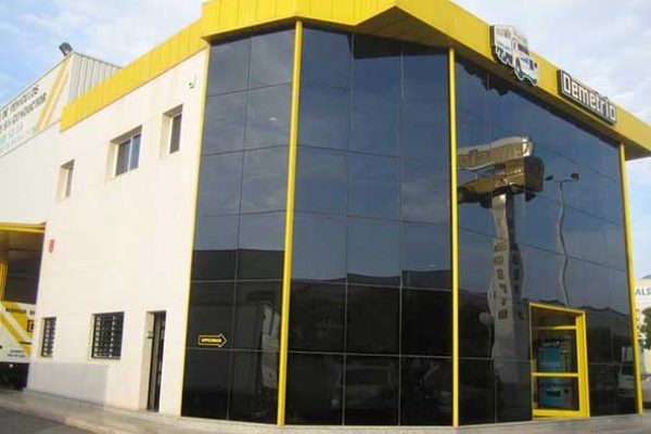 Construcción de la central de la empresa Furgonetas Demetrio en Murcia